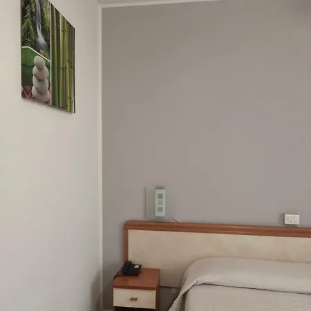 Marta Otel 2*