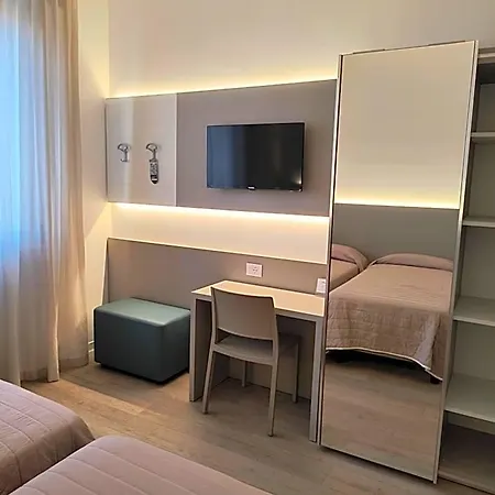 Marta Hotel 2*