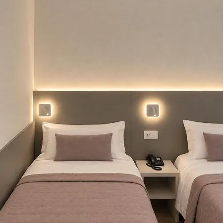 Marta Hotel 2*