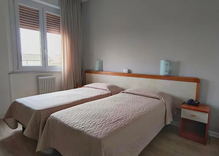 ホテル Marta フォルリ